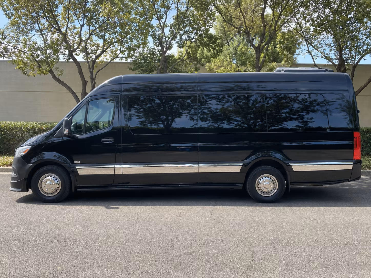 book a bus for your next sporting event 4