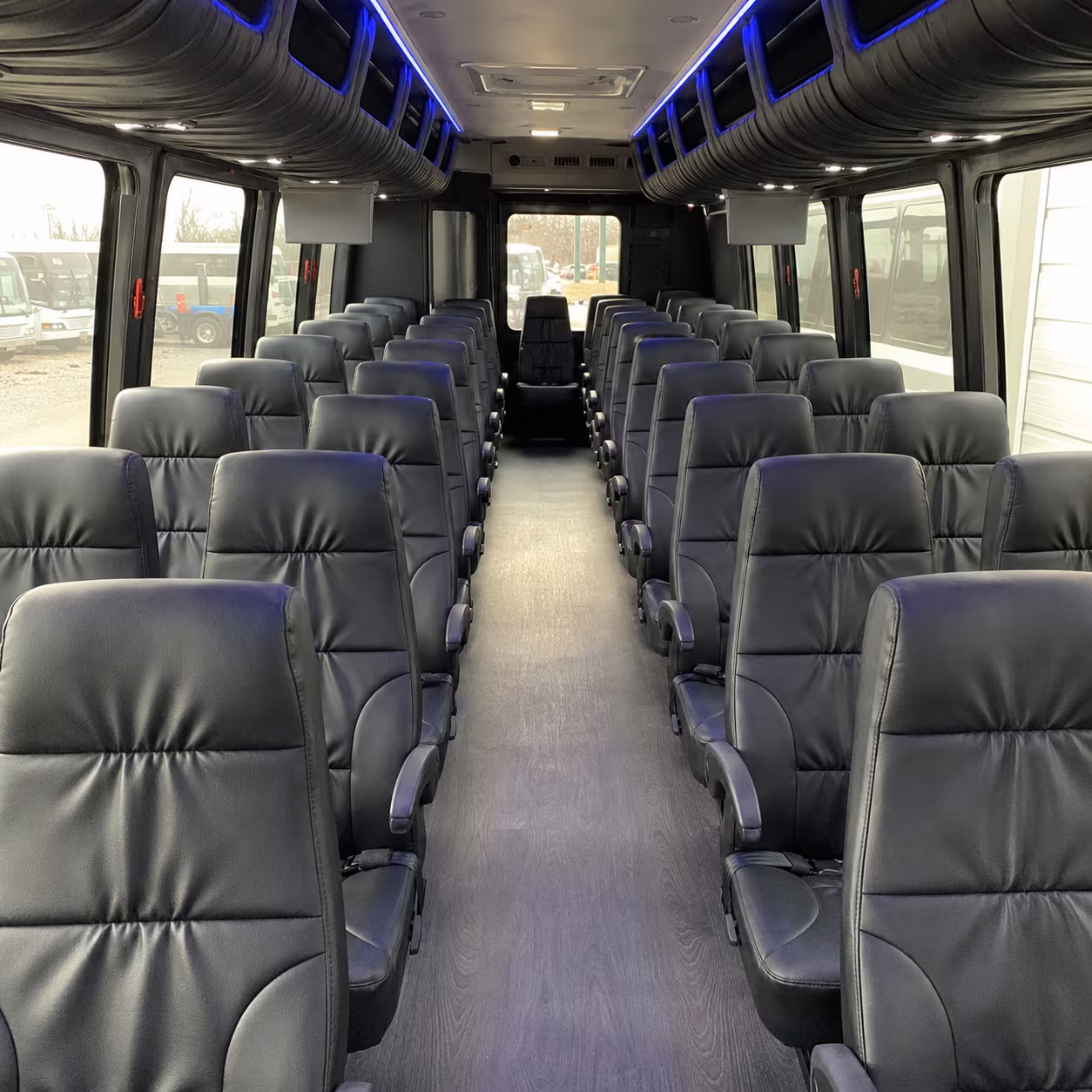 book a bus for your next wine tour 1
