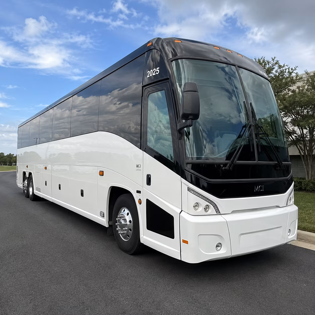 charter buses for natural history and science field trips around upland