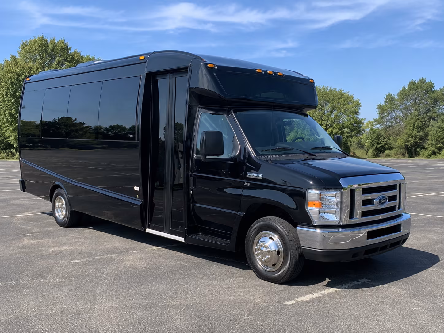minibus rentals for small group winery tours around upland