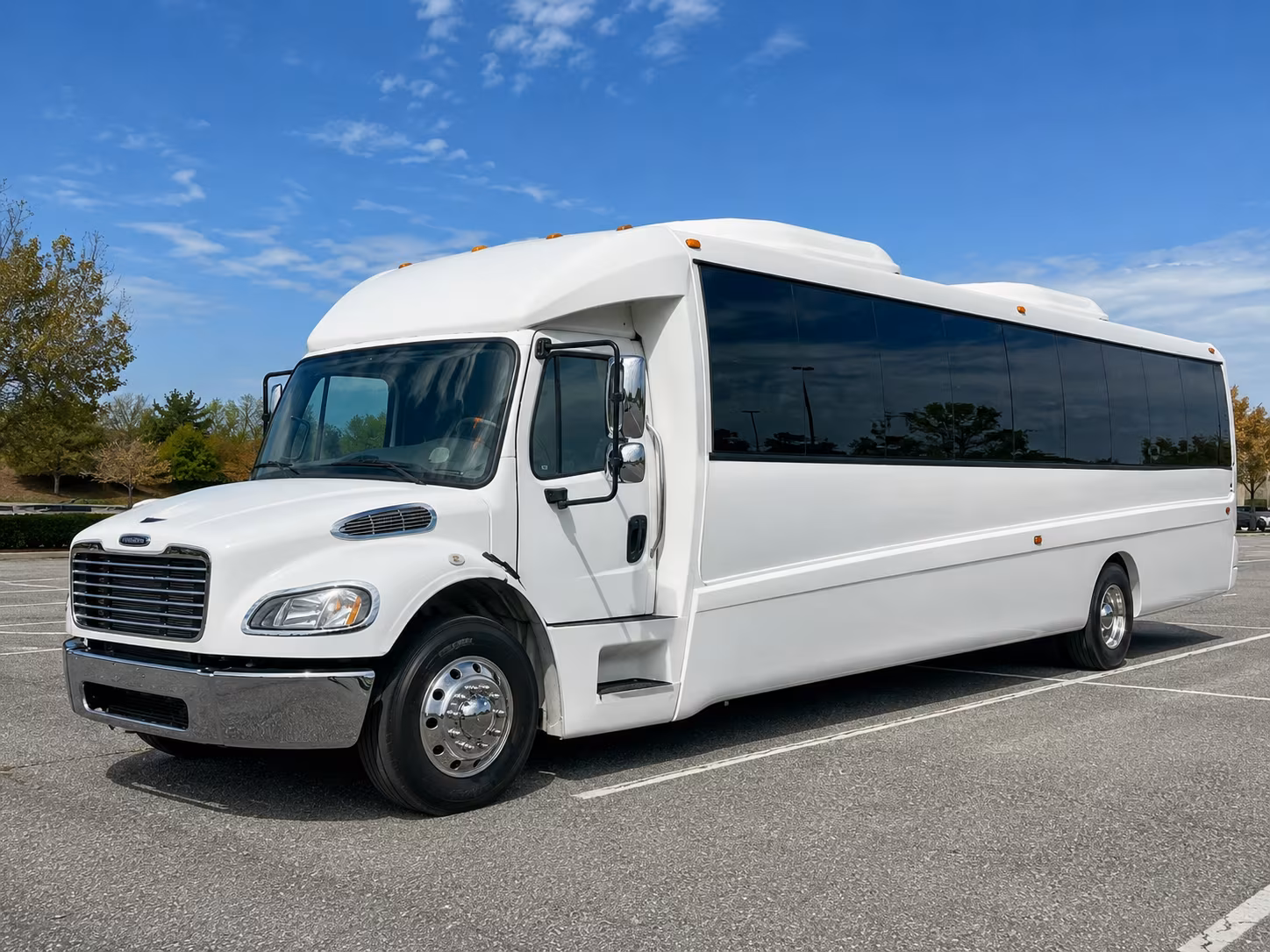 upland 30 passenger party bus
