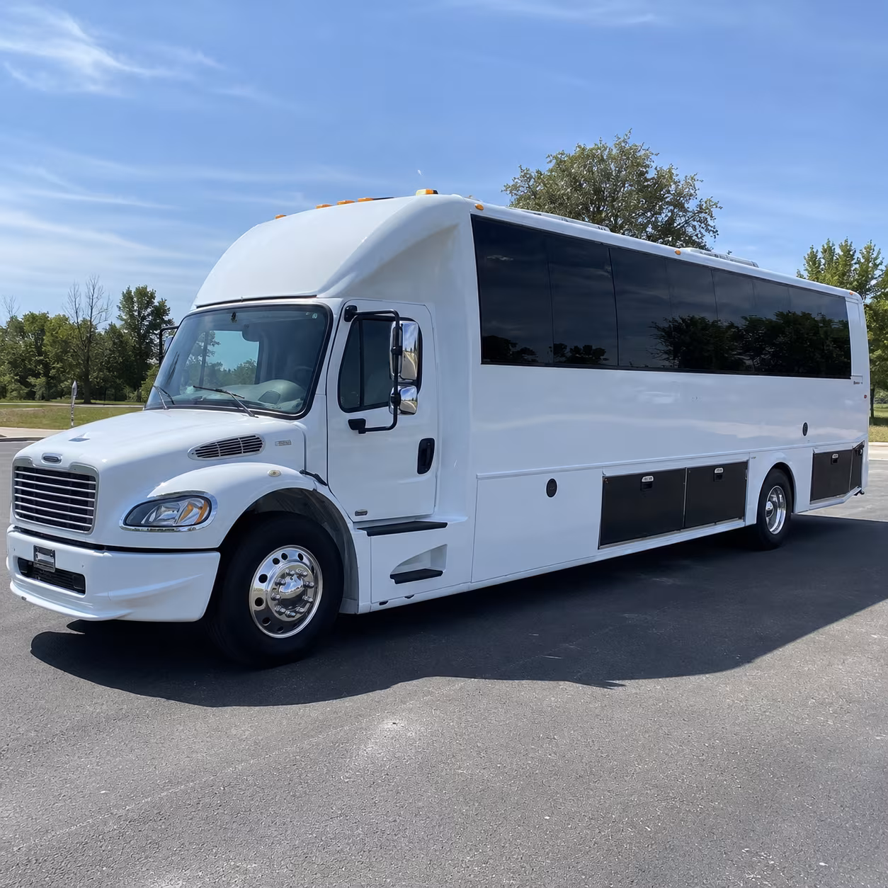 upland 40 passenger party bus